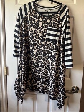 NUGGLES: Leopard & Striped Pocket Tunic Dress - Black, Cream, Tan
